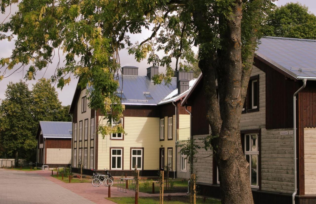 Emajoe Keeltekool Apartment Tartu Exterior foto