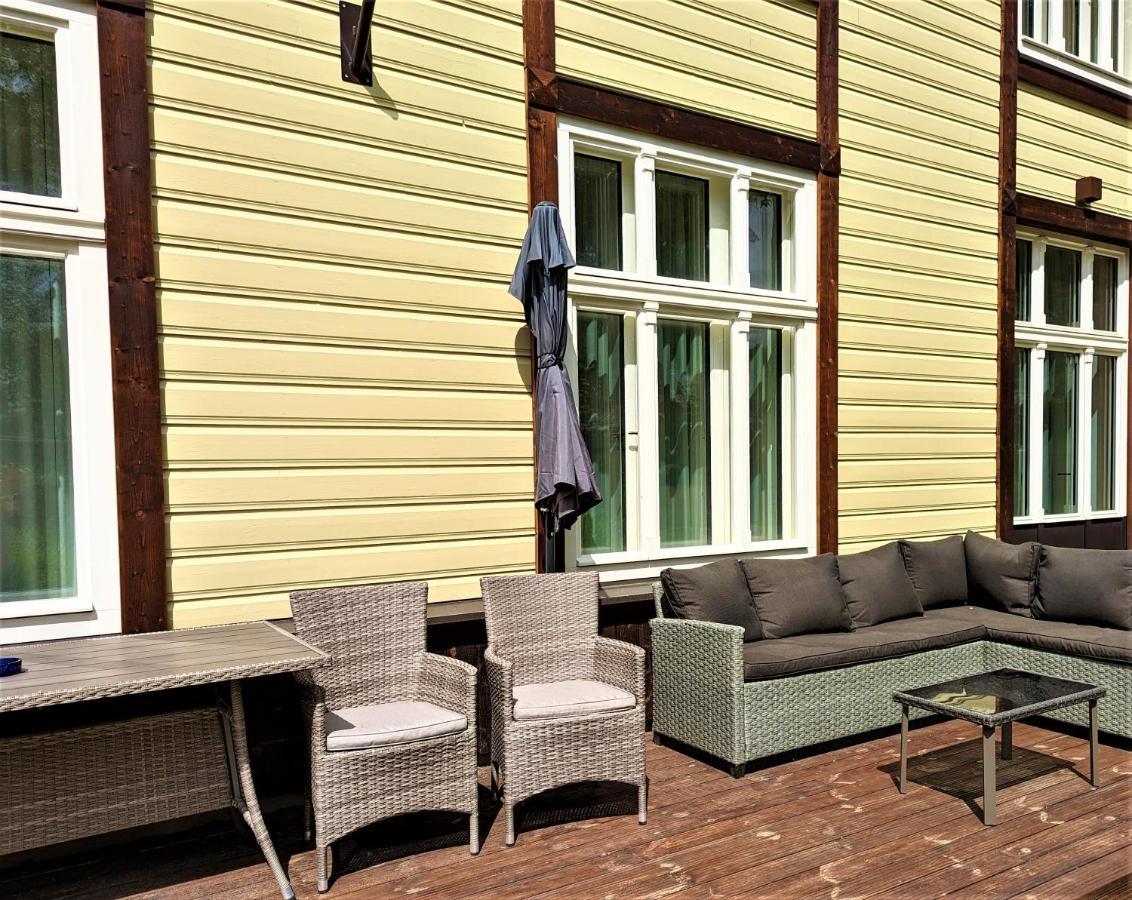 Emajoe Keeltekool Apartment Tartu Exterior foto